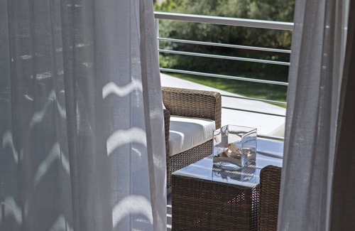 Gargaliani Villa | Villa de 2 bd, admite mascotas en Messinia con vistas al mar. Ideal para familias y tranquilo.