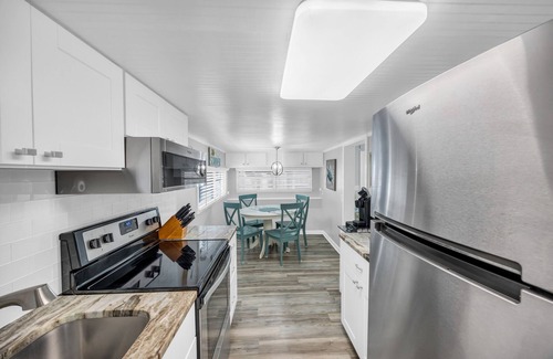 Myrtle Beach Casa | 2 Bdr/2Ba Charming Beach Cottage in Ocean Lakes!nGolf Cart Included