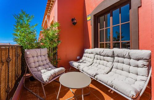Arona Apartamento | 2 BDR Apt with Pool & Teide View