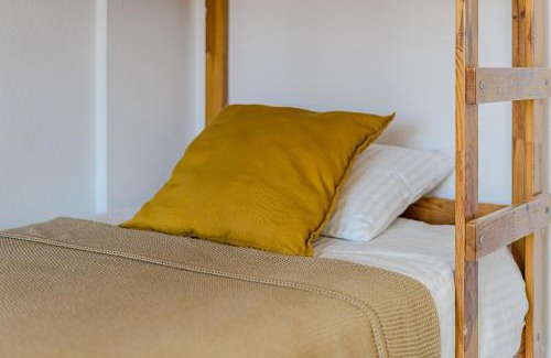 Arona Apartamento | 2 BDR Apt with Pool & Teide View