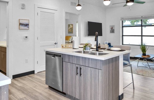 Zephyrhills Condominio | 2 BDR Condo Steps from Tennis, Pickleball and Wellness Center