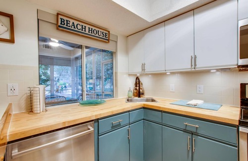 Miramar Beach Cabaña | 2 BDR Cottage in Hidden Dunes | Steps to pool | 4 minute walk to beach