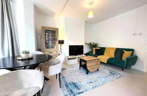 White City Apartamento | 2 BDR flat w/balcony White City near Westfield