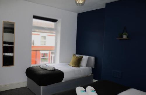 Warrington Casa | 2 BDR House By Eason Stays Short Lets & Serviced Accommodation Warrington With Free Wifi