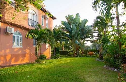 Runaway Bay Apartamento | 2 Bdrm Apartment at Runaway Bay
