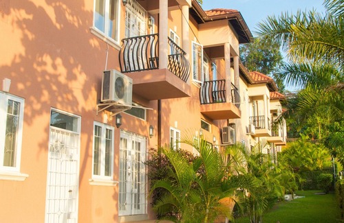 Runaway Bay Apartamento | 2 Bdrm Apartment at Runaway Bay