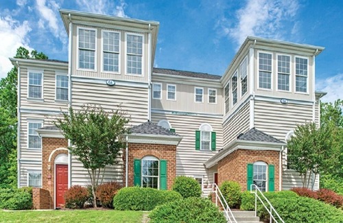 Berkeley Condominio | 2 Bdrm~ Greensprings Resort~ Indoor/outdoor Pools, Close TO Theme Parks & More