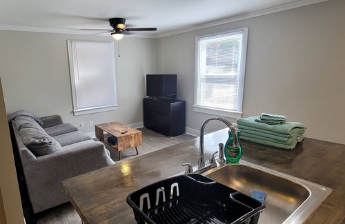 East Durham Casa | 2 bed 1 bath in East Durham - Unit A