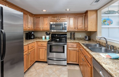 Saint Simons Heights Condominio | Condominio bellamente decorado en la isla de San Simons!