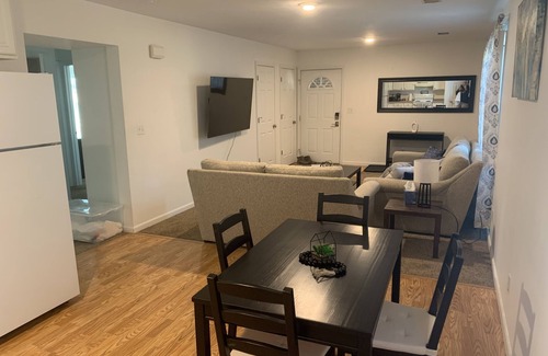 Morgantown Condominio | 2 Bed 2 Bath Across From Hospital/Stadium