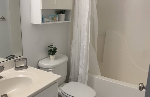 Morgantown Condominio | 2 Bed 2 Bath Across From Hospital/Stadium