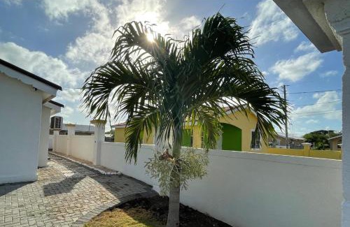 Old Harbour Casa | 2 Bed-2 bath-AirCon-Parking-New Harbour Village 3