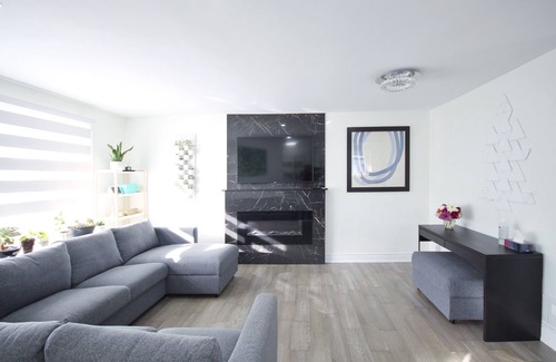 Mississauga Casa | 2 Bed 2 Bath Apartment in Mississauga near Square One