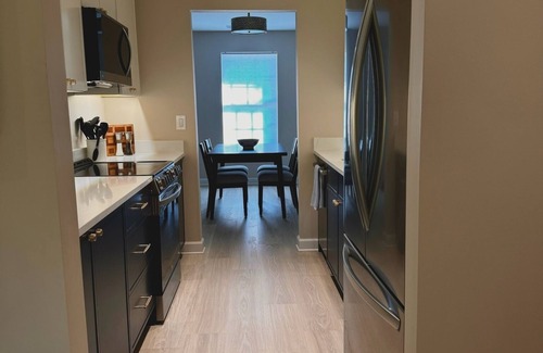 Charleston Casa | 2 bed/ 2 bath! Fenced in yard-close to the beach and dwntn CHS!
