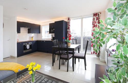 Golborne Apartamento | 2-bed 2-bath flat around the corner from Portobello Market