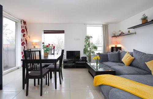 Golborne Apartamento | 2-bed 2-bath flat around the corner from Portobello Market