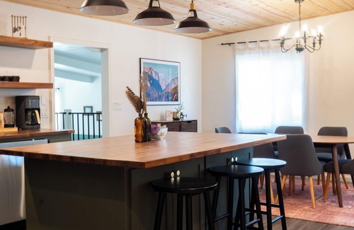 Mariposa Casa | 2 bed/2 bath home, 50 minutes to the Yosemite Valley entrance