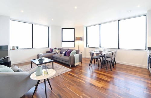 Harrow Apartamento | 2 bed, 2 bath next to station and Northwick Park Hospital
