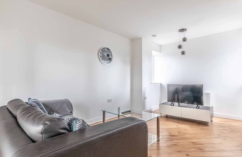 Langley Marish Apartamento | 2 Bed/2 Bath, Parking-Heathrow