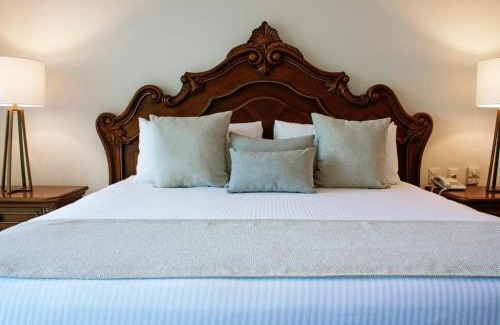 Nuevo Vallarta Apartamento | 2 Bed 2 Bath, plus one den at Playa Royale Condo 3508, Free WIFI