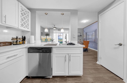 Tampa Apartamento | 2-Bed/2-Bath Tampa Apartment: Comfort Meets Convenience for Corporate Travelers