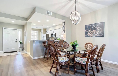Tropical Cove Condominio | 2 bed 2 full bath w/pool, golf included w 30 day