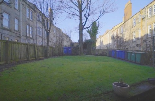 Paisley Apartamento | 2 Bed Apartment close to Glasgow Airport, RAH Hospital and University.