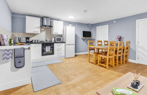 West Bromwich Apartamento | Apartamento-Baño privado con ducha-Vista a la Ciudad