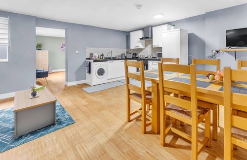 West Bromwich Apartamento | Apartamento-Baño privado con ducha-Vista a la Ciudad