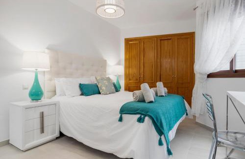 Benahavis Apartamento | 2 Bed Apartment in Benahavis Village