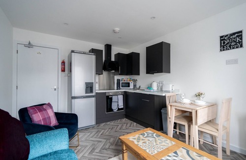 Central Aberdeen Apartamento | 2 bed apartment minutes from beach