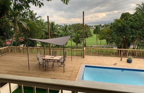 Suva Apartamento | 2 Bed Apartment with Pool - Williamson House