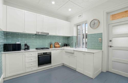 Bondi Beach Apartamento | 2-Bed Apartment with Stunning Bondi Beach Views