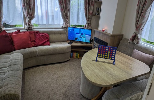 Isle of Portland Chalet De Esquí | 2 bed caravan in Portland Dorset sleeps 4