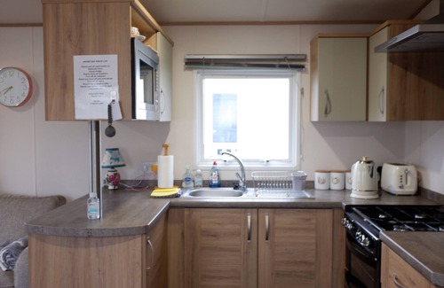 Colchester Cabina | Luxury 2 Bedroom Caravan at Mersea Island Holiday