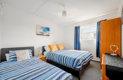 Contin Chalet De Esquí | 2 Bed Chalet - Sleeps 3 - Parking - Wifi