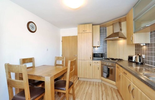 Central Aberdeen Apartamento | 2-Bed Condo Best of Beach & City, FREE Parking!