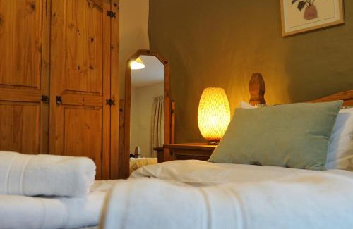 Holsworthy Casa | 2 Bed Cottage - Kids Theme Pool Pets Hot Tub