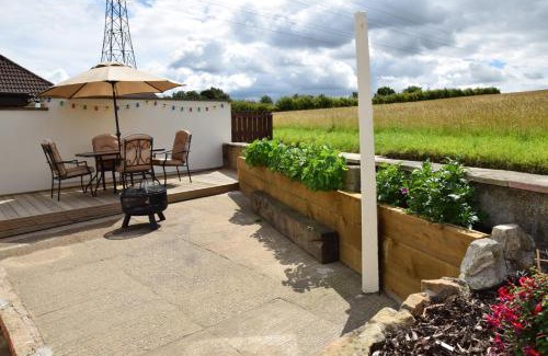 Tibshelf Casa | 2-Bed Cottage - Sleeps4 - Garden - Bbq