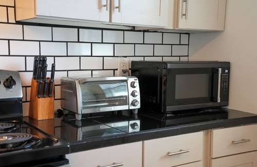 Laguna Beach Casa | 2 Bed Dog Friendly House in Laguna Beach by Thomas Donut & Carousel w/ Golf Cart