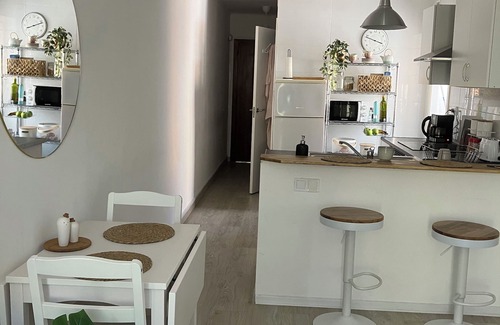 Badalona Apartamento | 2 bedroom apartment close to Badalona Beach and the center of Barcelona