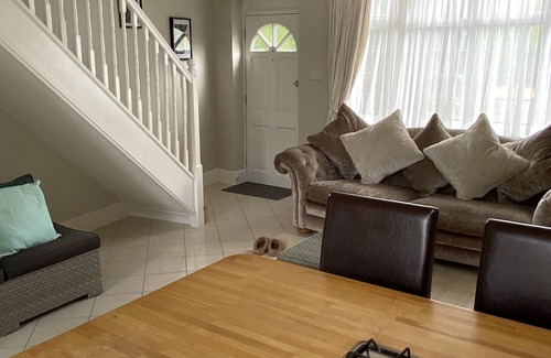 Purley Casa | 2 bed flat