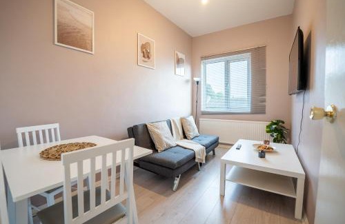 Selhurst Apartamento | 2 Bed Flat - Sleeps 6 - Parking - Wifi