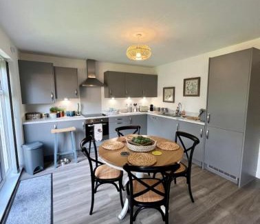 Market Drayton Casa | 2 Bed Home in Shropshire