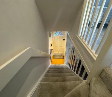 Cubitt Town Casa | 2 Bed House near Canary Wharf