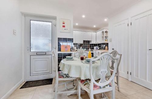 Bacton Casa | 2 Bed in Bacton 75391