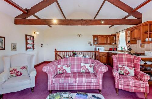 Wigton Casa | 2 Bed in Bassenthwaite 96088