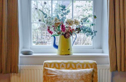 Trowbridge Casa | 2 Bed in Bath 81298