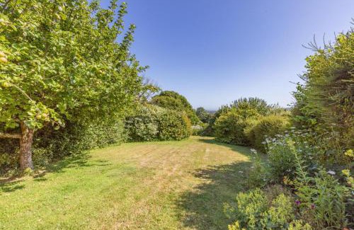 Bridport Casa | 2 Bed in Bowood oc-g32719