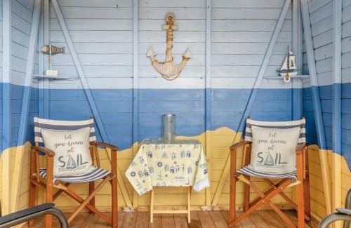 Freshwater Casa | 2 Bed in Colwell Bay IC013
